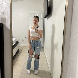 Meet your Posher, Yachira